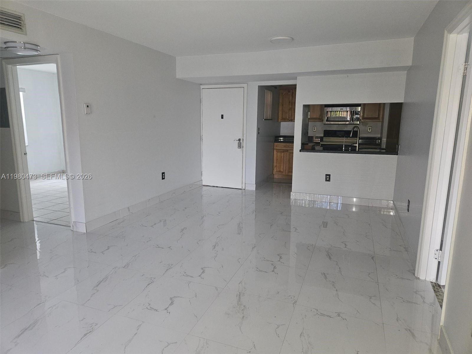 LAGO GRANDE FIVE-B CONDO - Residential Lease