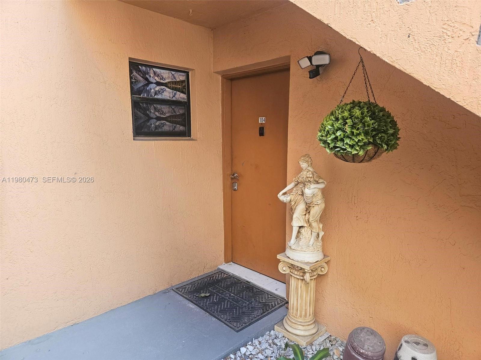 LAGO GRANDE FIVE-B CONDO - Residential Lease