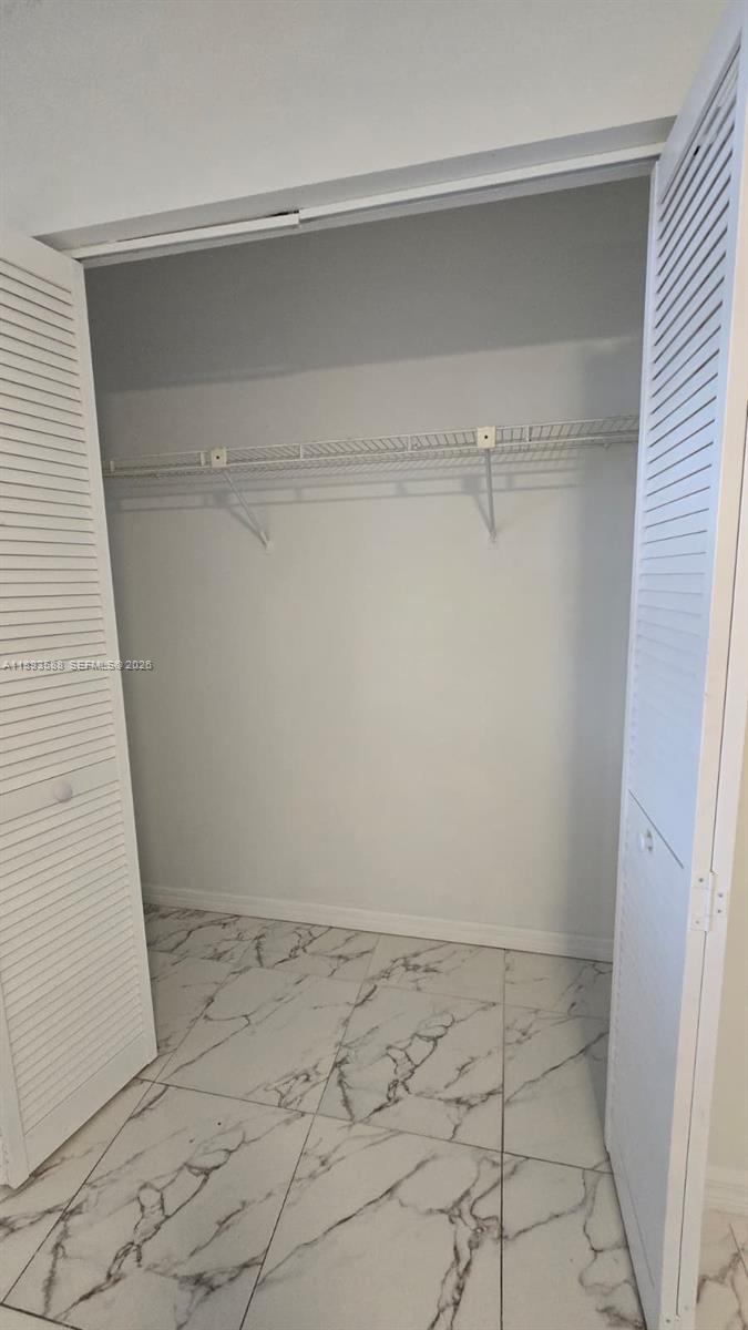 LAGO GRANDE ONE CONDO - Residential Lease