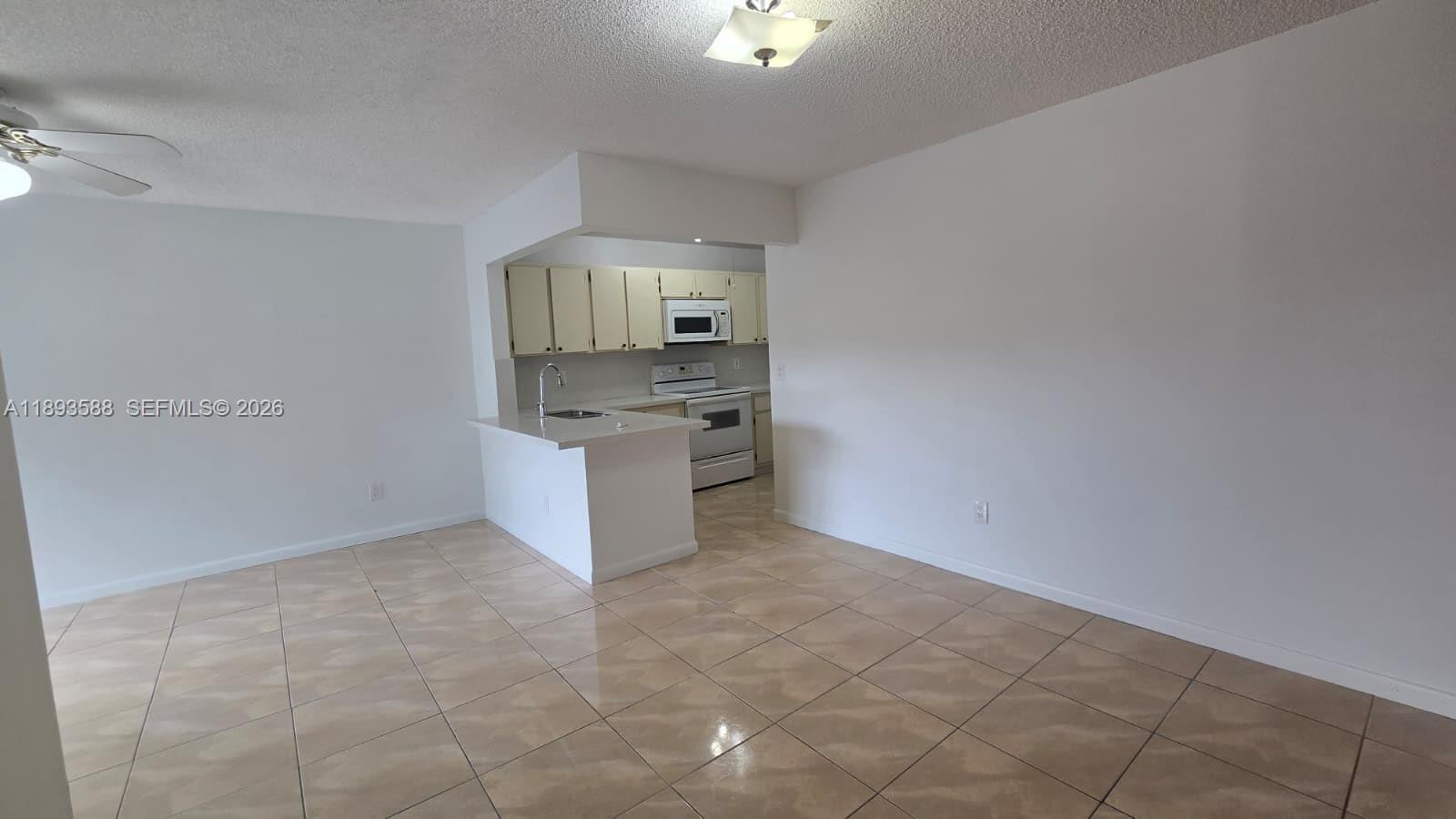 LAGO GRANDE ONE CONDO - Residential Lease