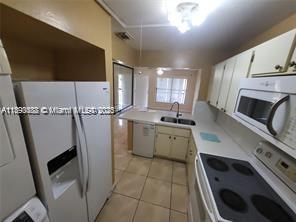 LAGO GRANDE ONE CONDO - Residential Lease