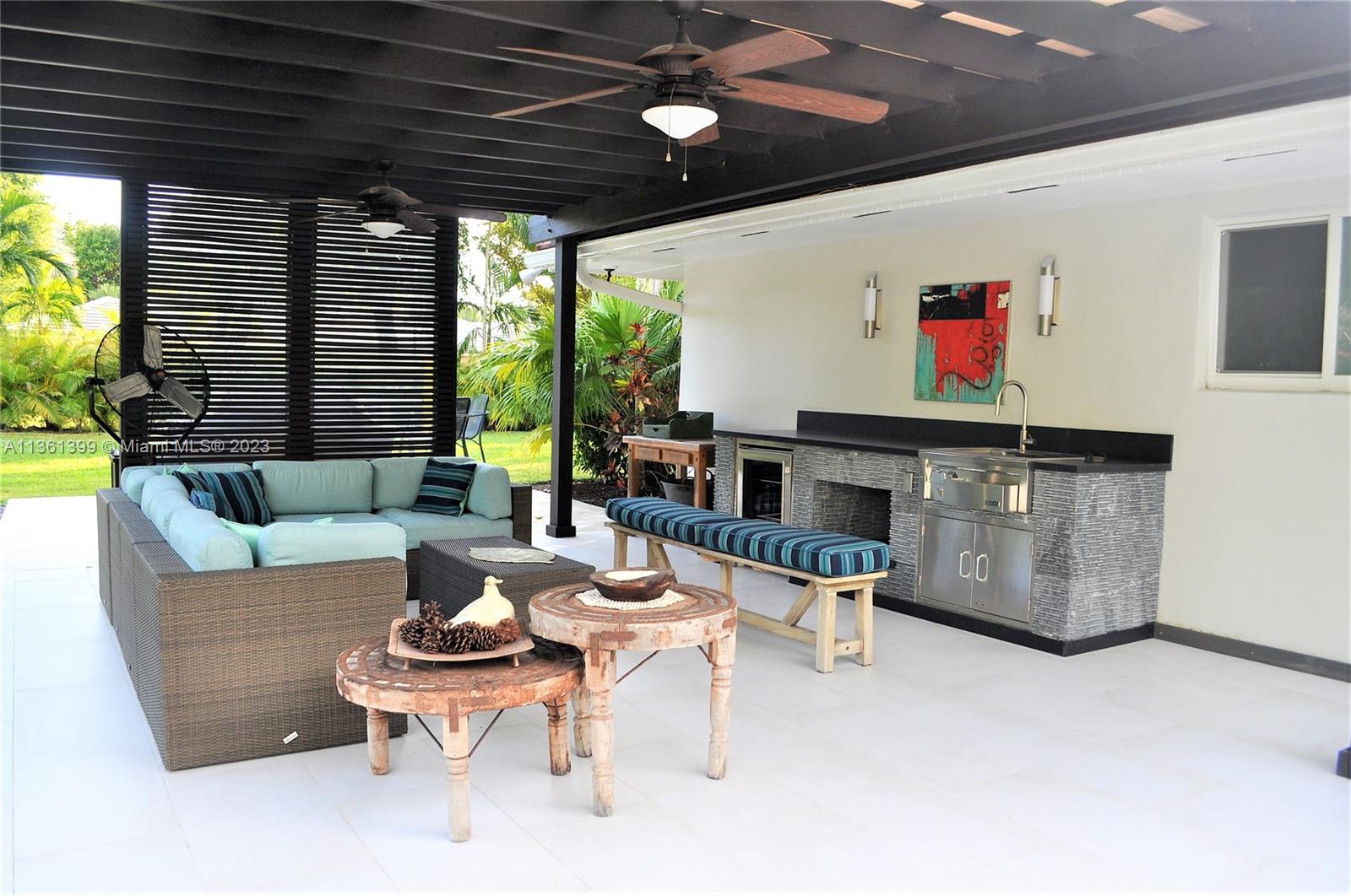 RUNAWAY PINES - Residential