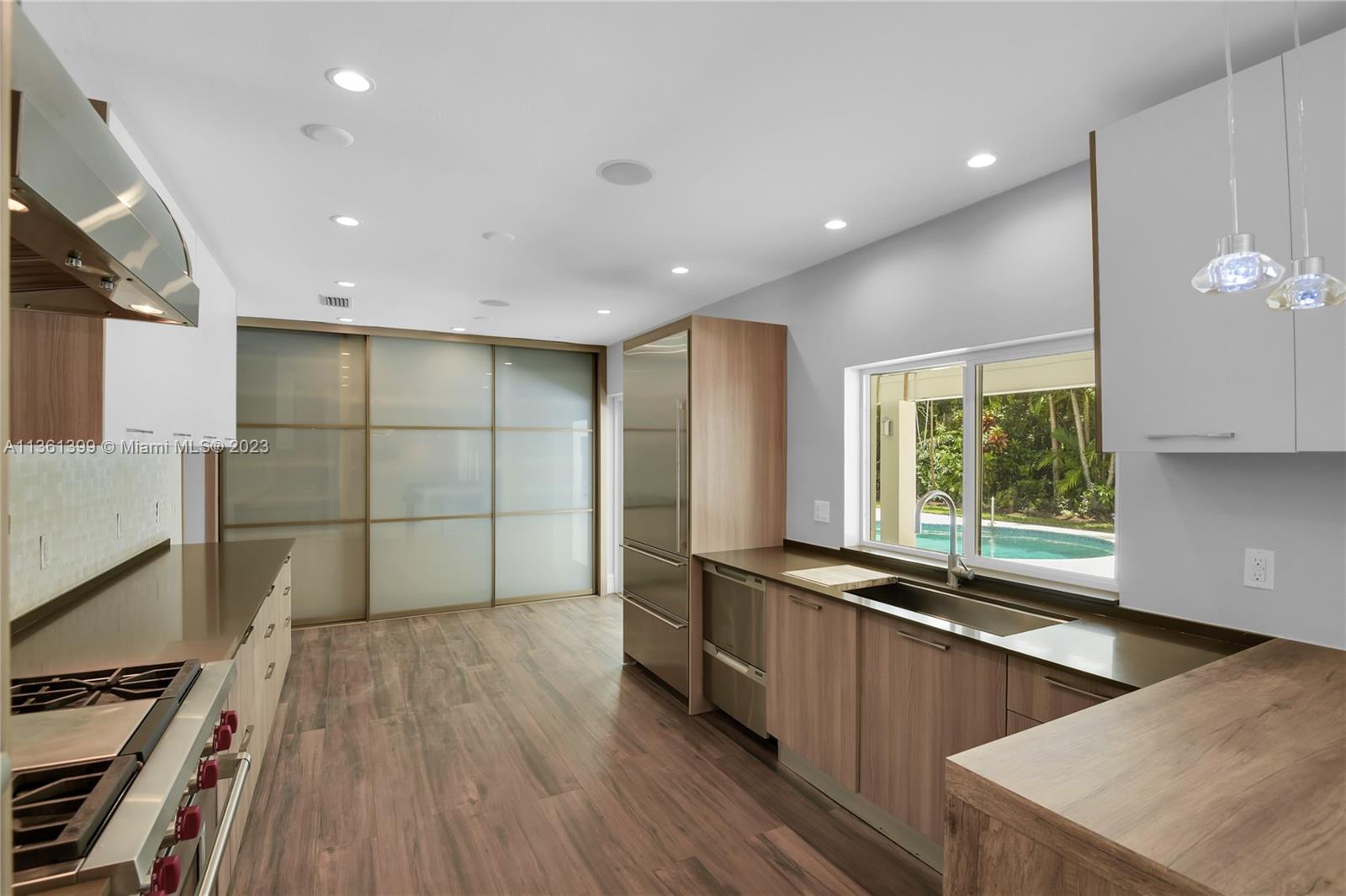 RUNAWAY PINES - Residential