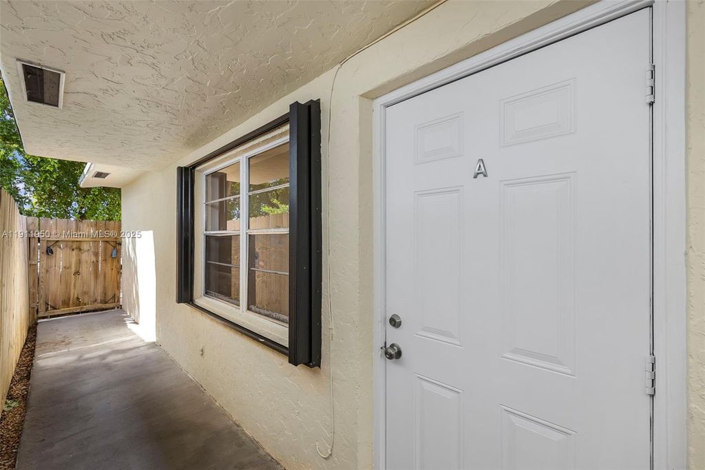 Photo of 2033 Dewey St #1-2, Hollywood, FL 33020 (MLS # A11911950)