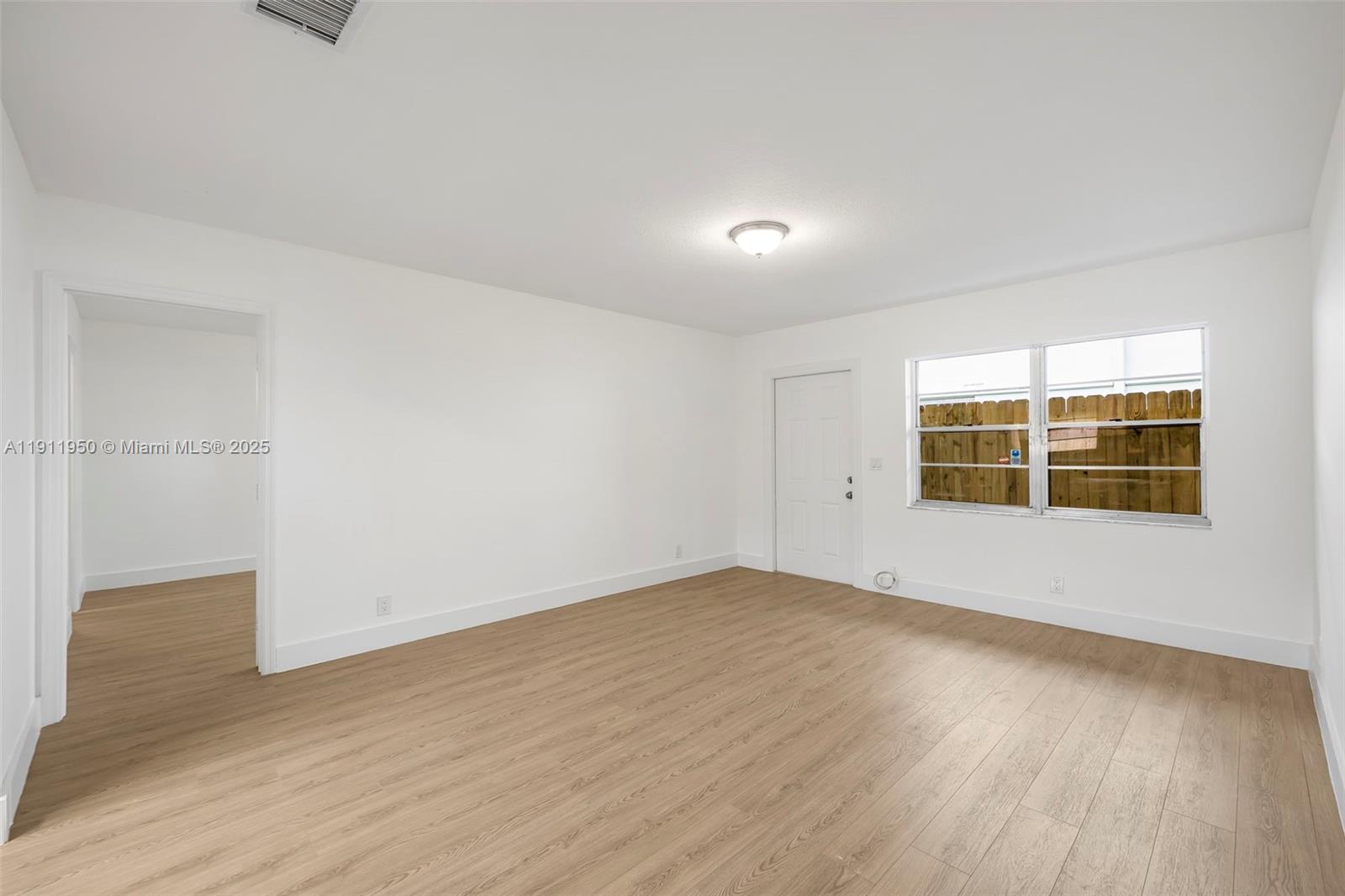 HOLLYWOOD SOUTH SIDE ADD - Residential Lease