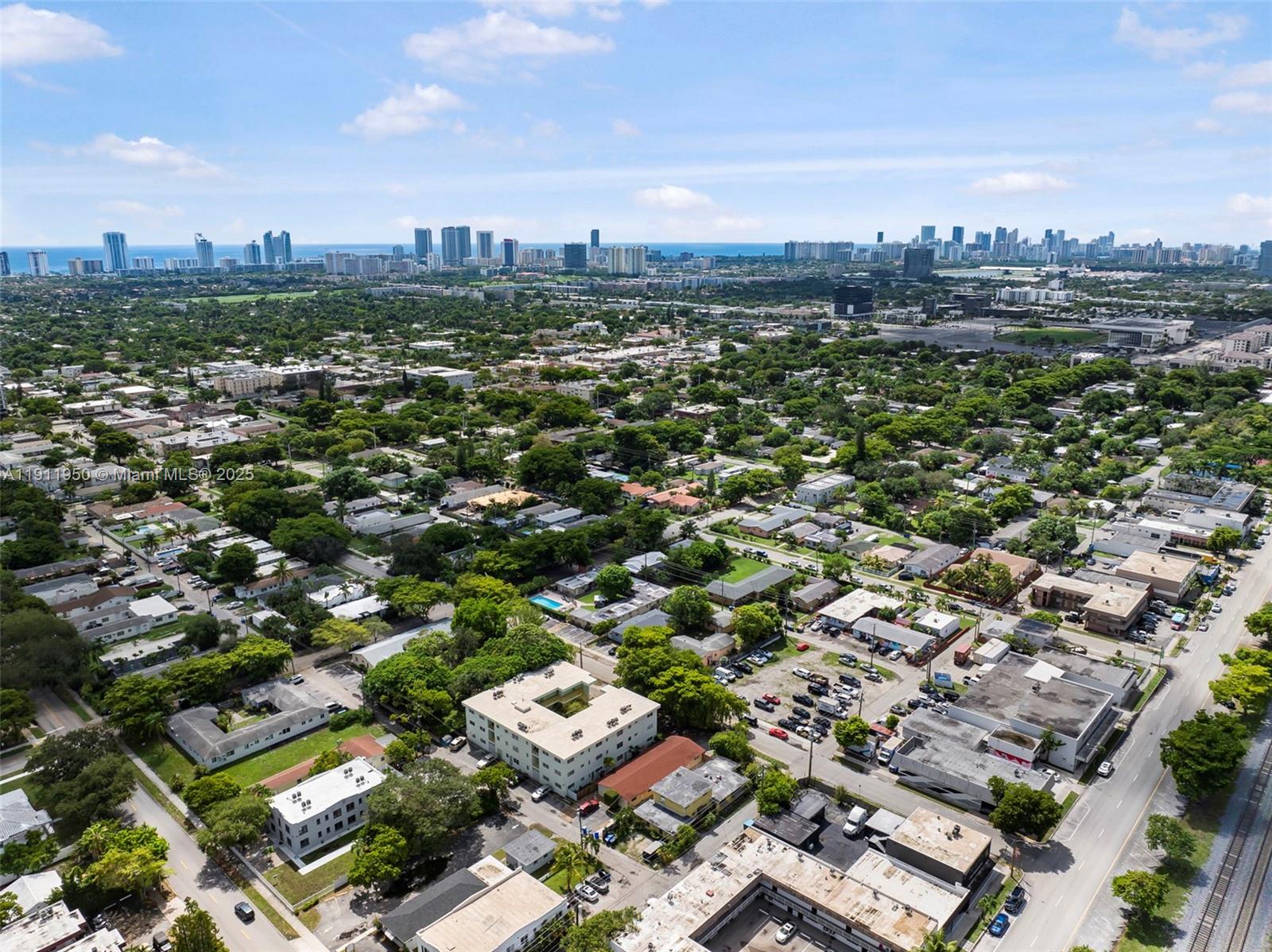 HOLLYWOOD SOUTH SIDE ADD - Residential Lease