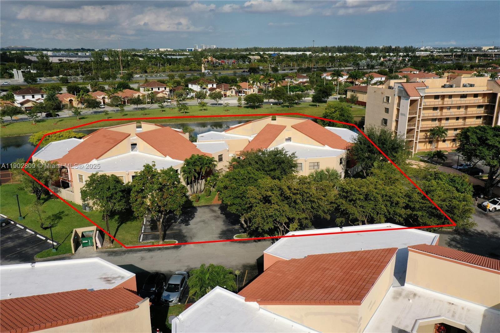 WEST FONTAINE CONDO - Residential Lease