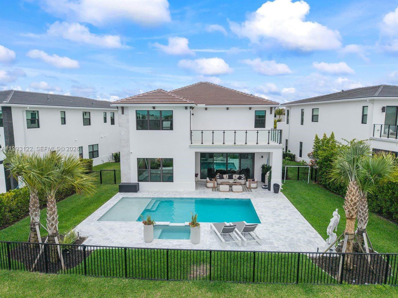 Solana Bay at Avenir - Residential