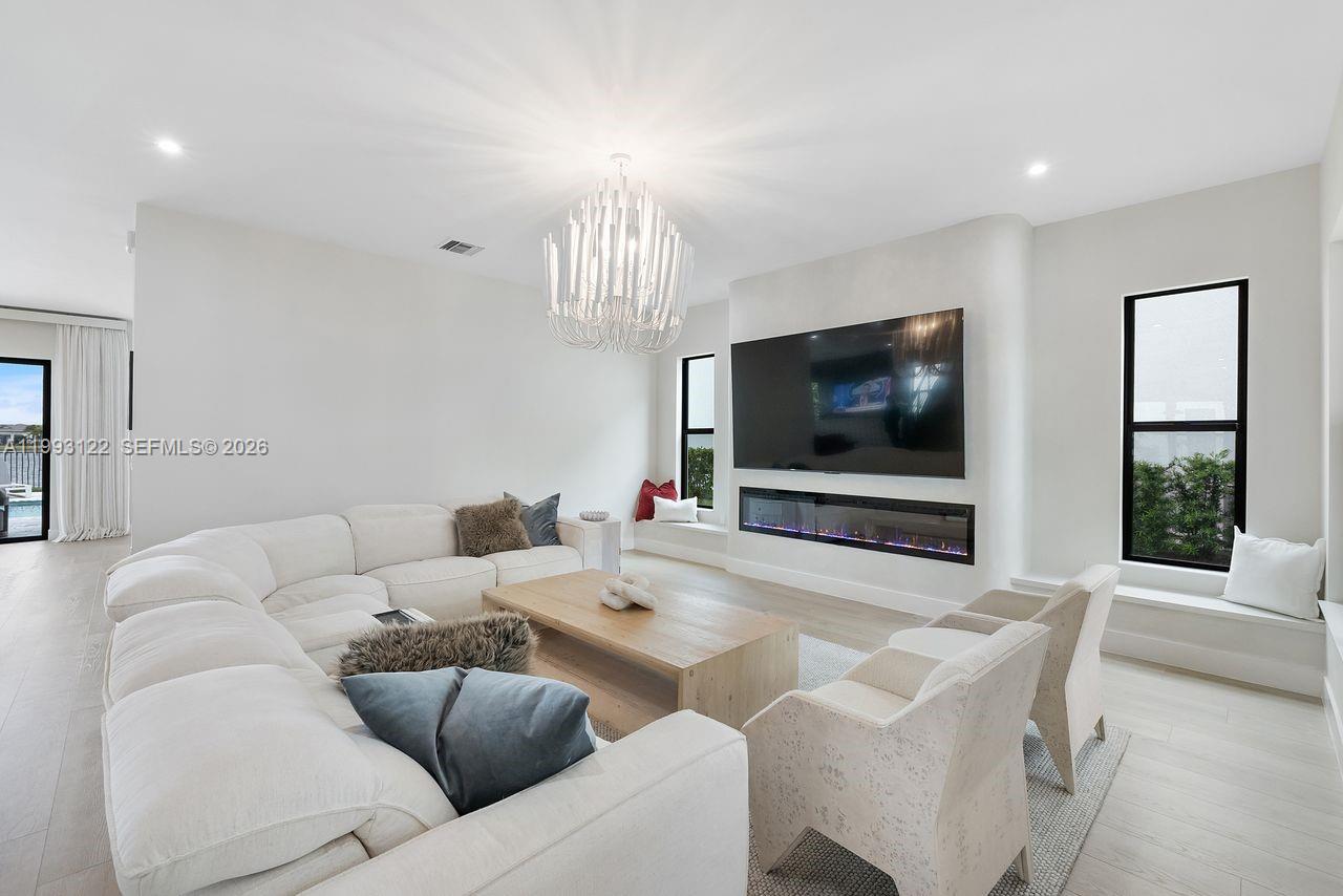 Solana Bay at Avenir - Residential