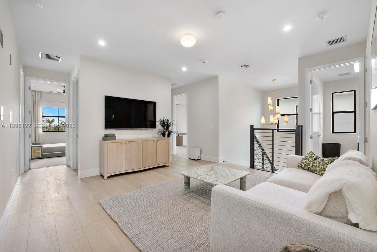 Solana Bay at Avenir - Residential