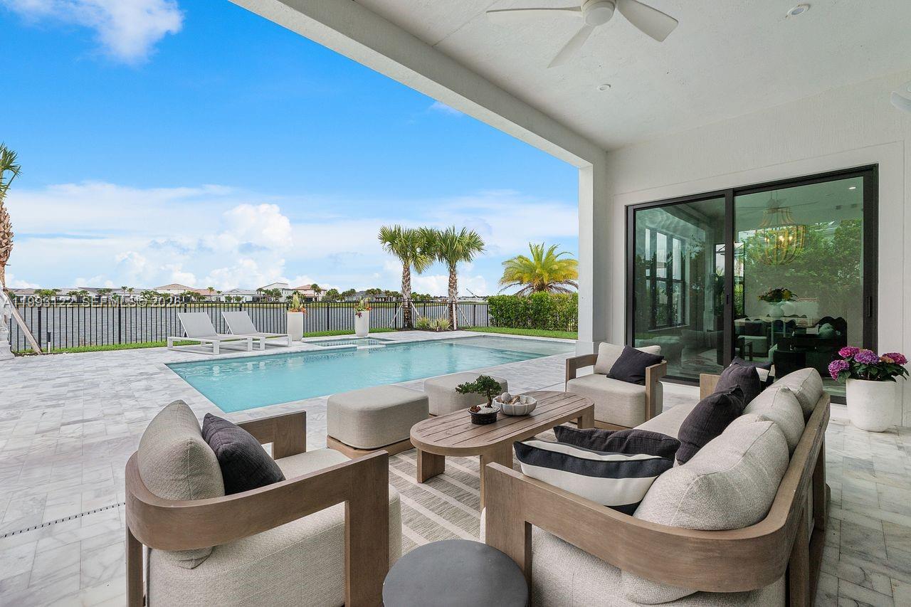 Solana Bay at Avenir - Residential