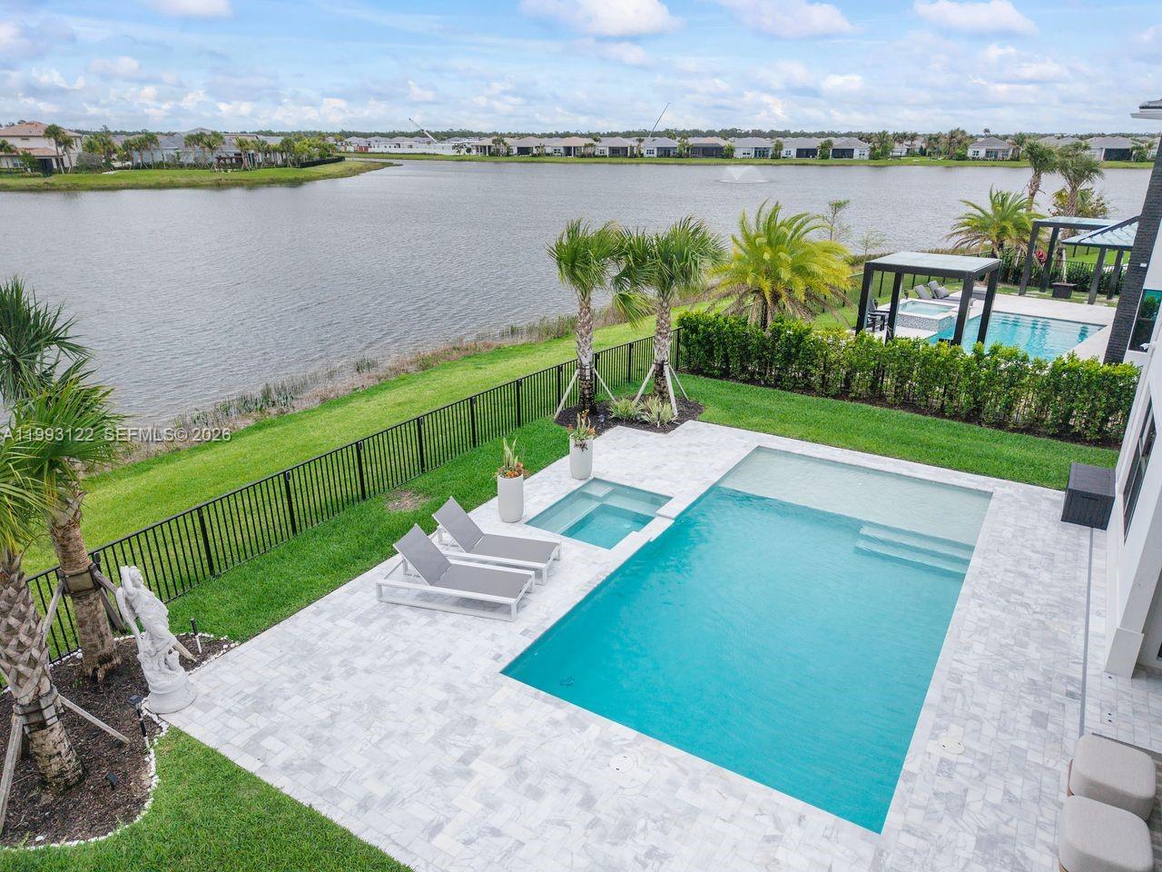 Solana Bay at Avenir - Residential