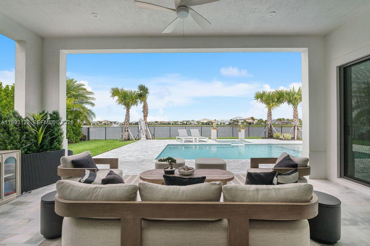 Solana Bay at Avenir - Residential