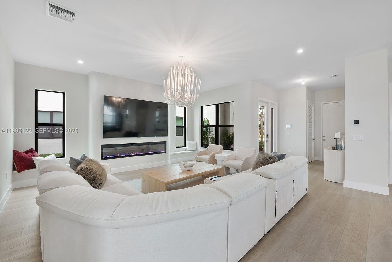 Solana Bay at Avenir - Residential