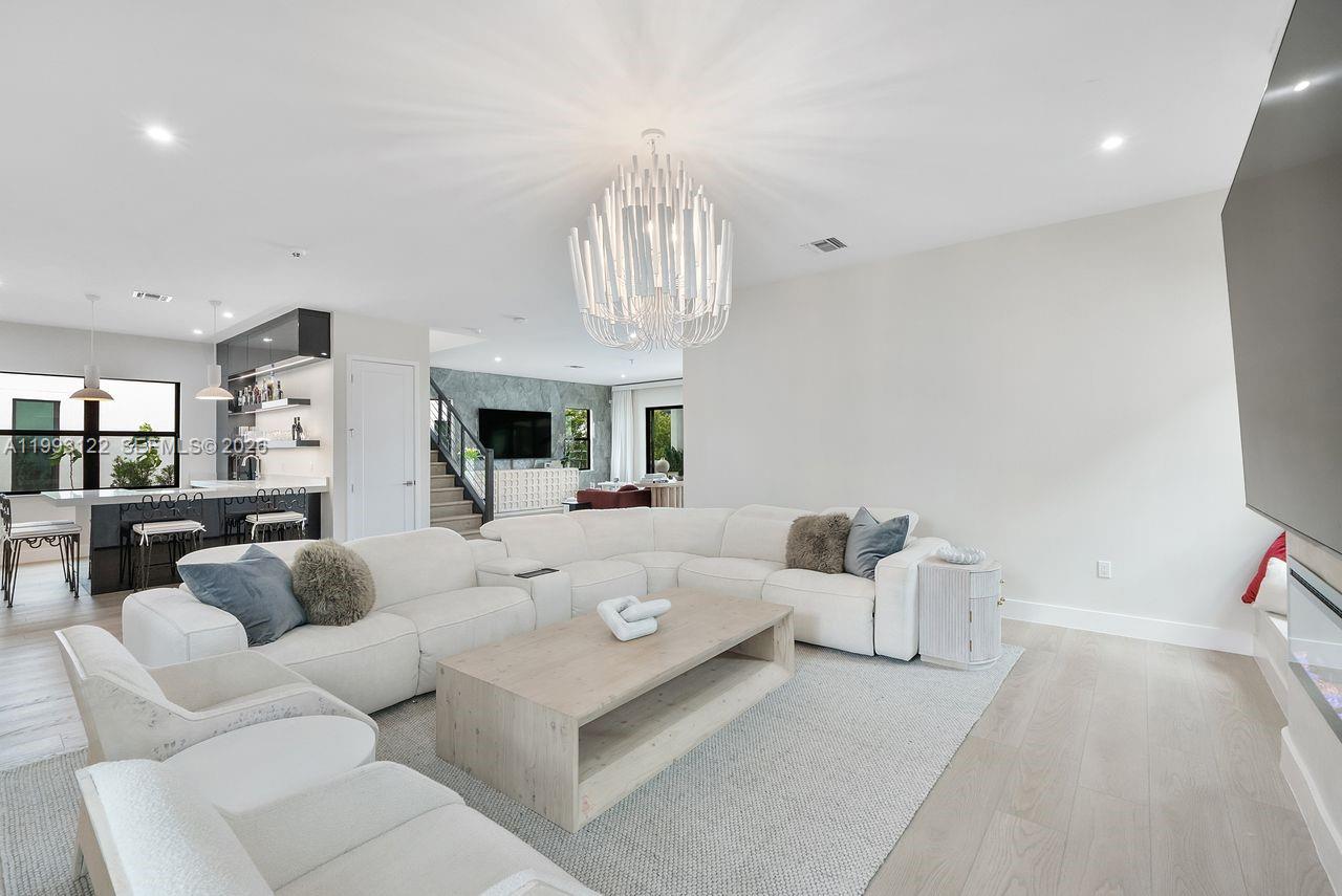 Solana Bay at Avenir - Residential