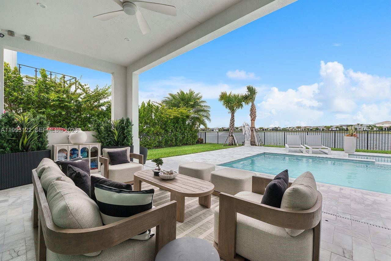 Solana Bay at Avenir - Residential