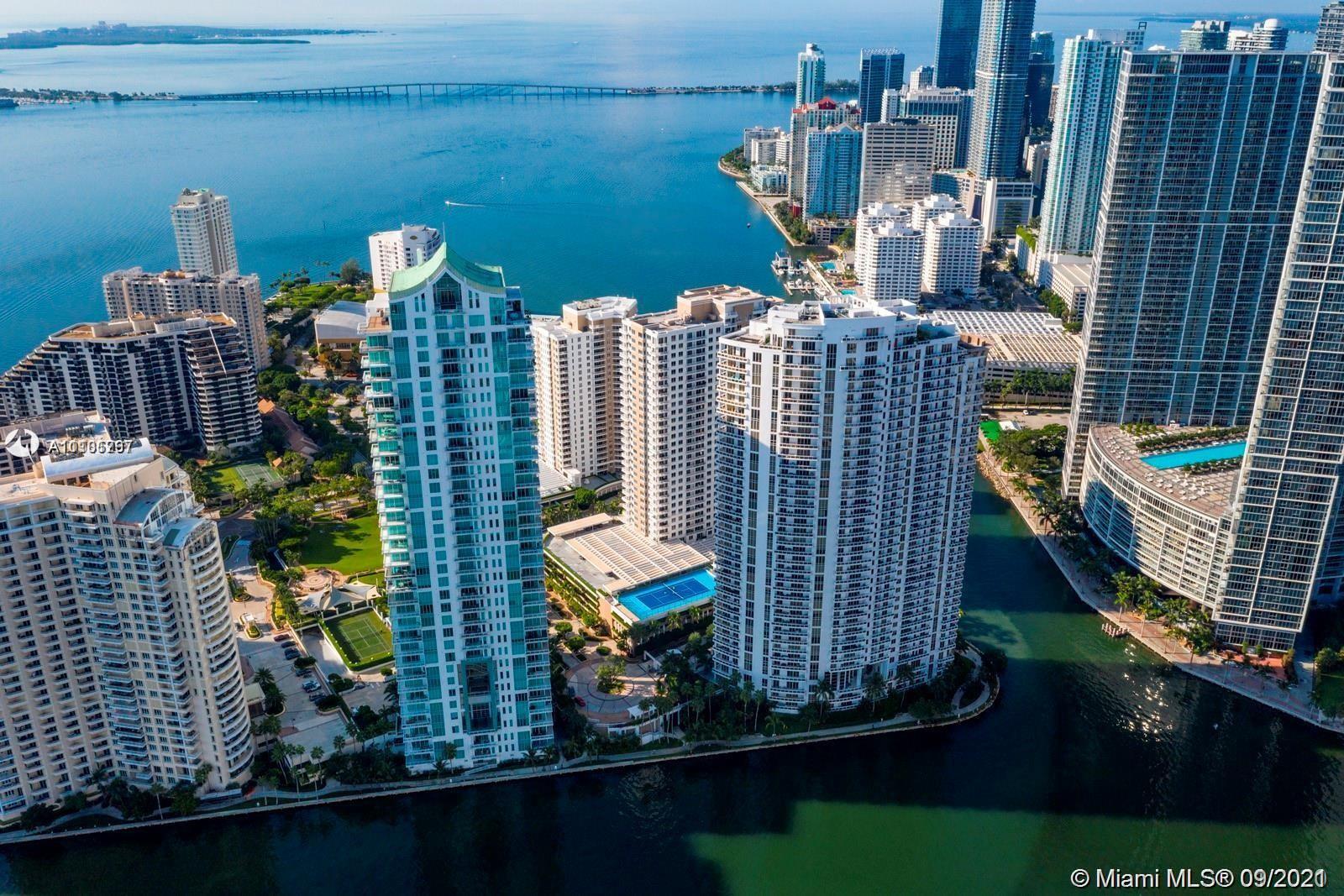 CARBONELL CONDO - Residential