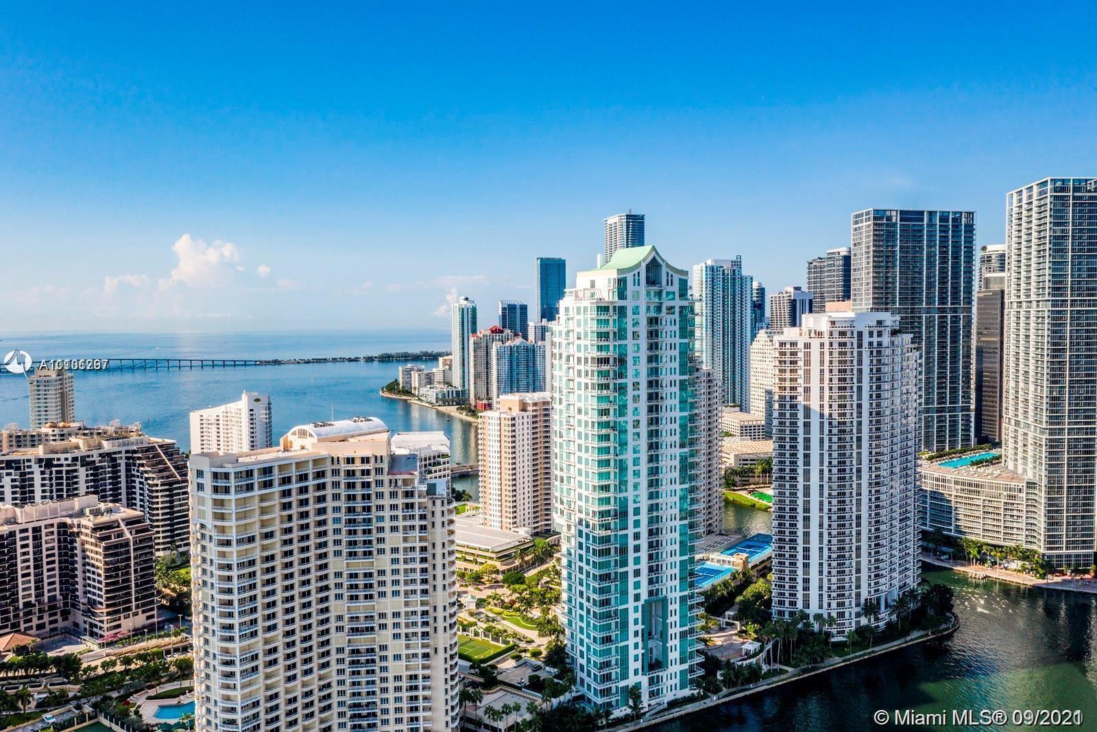 CARBONELL CONDO - Residential