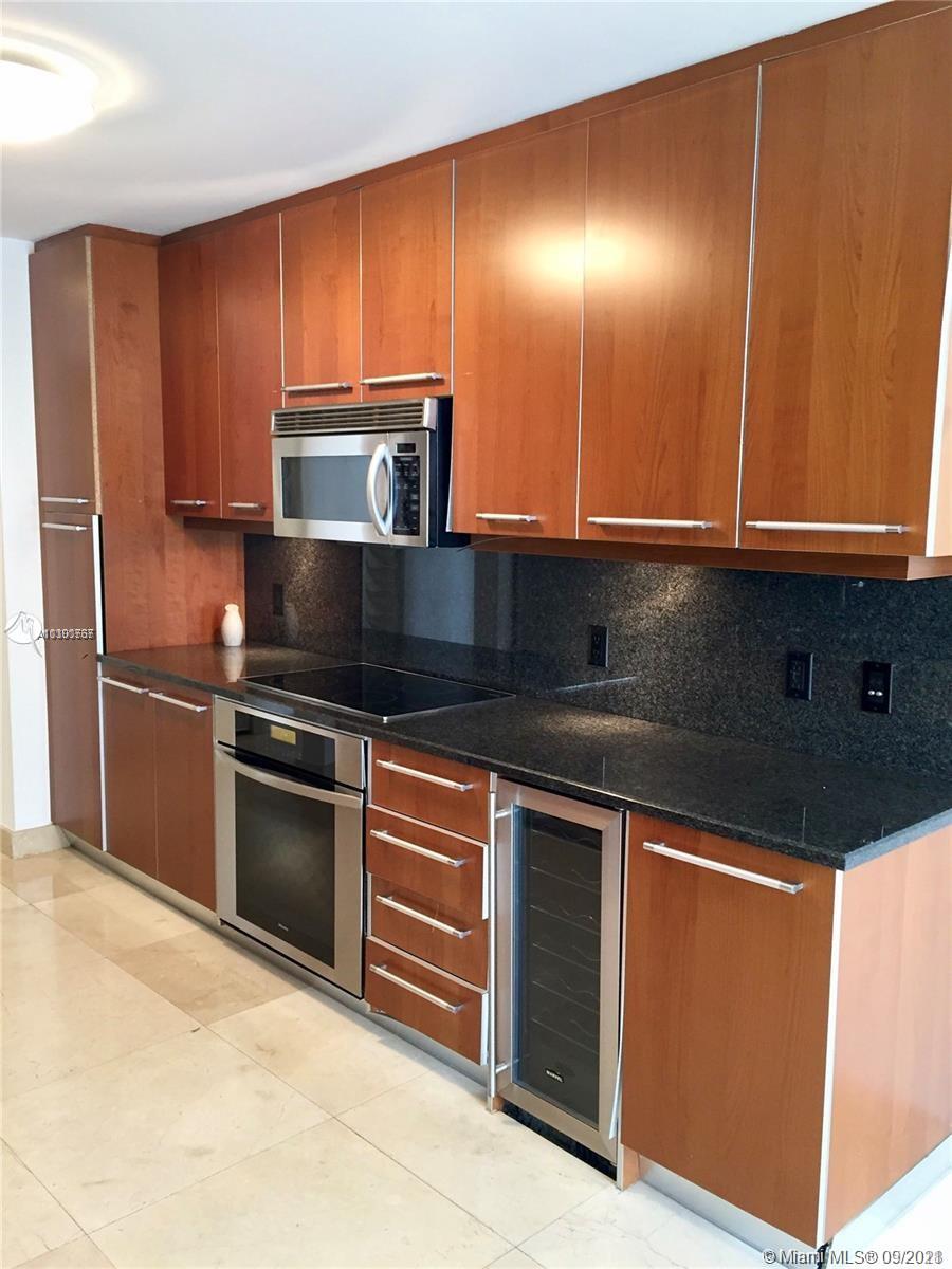 CARBONELL CONDO - Residential