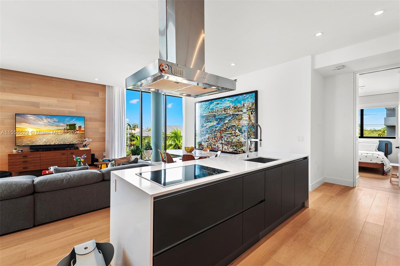 101 CONDOMINIUM - Residential