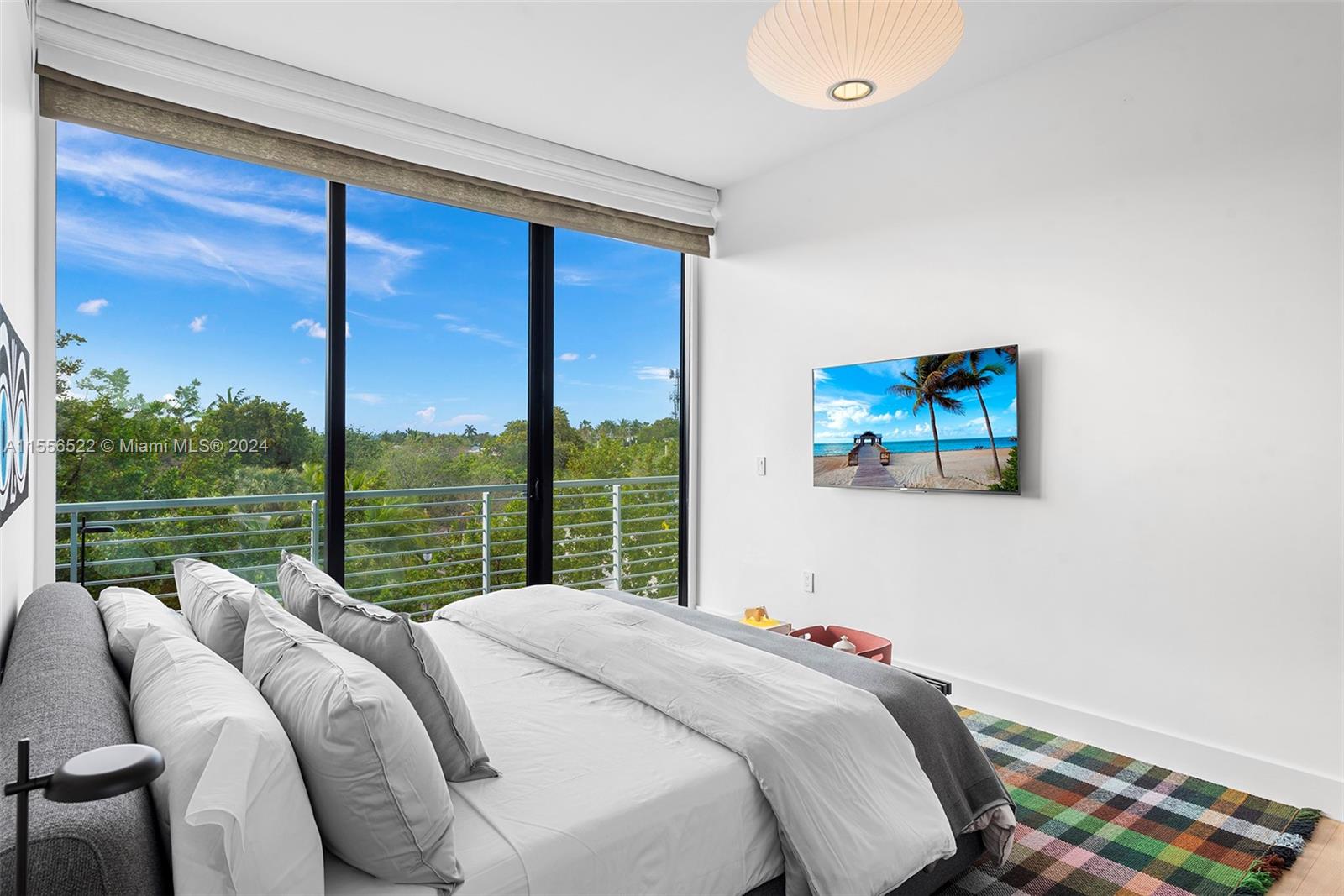 101 CONDOMINIUM - Residential