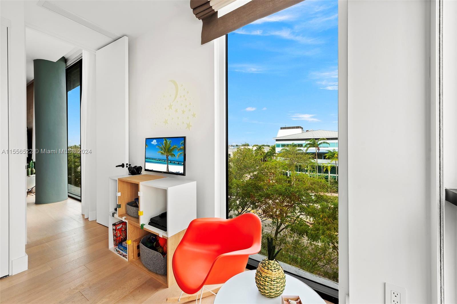 101 CONDOMINIUM - Residential