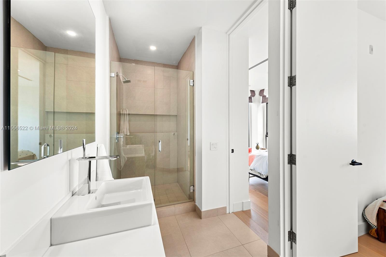 101 CONDOMINIUM - Residential