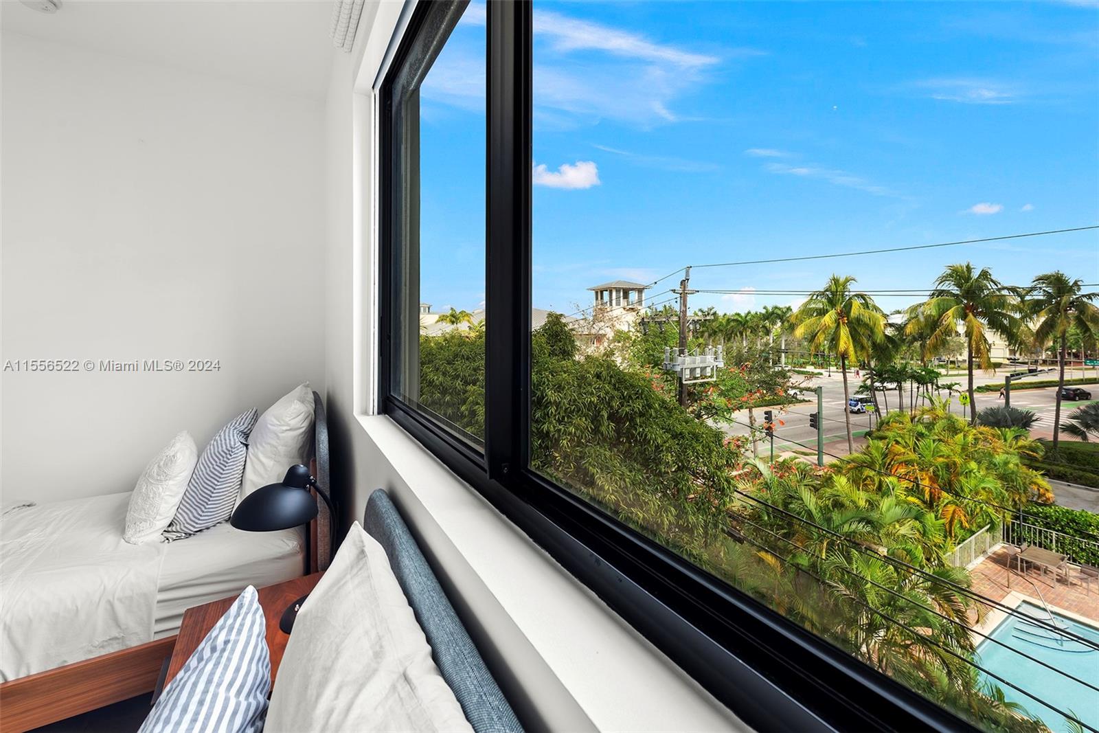 101 CONDOMINIUM - Residential