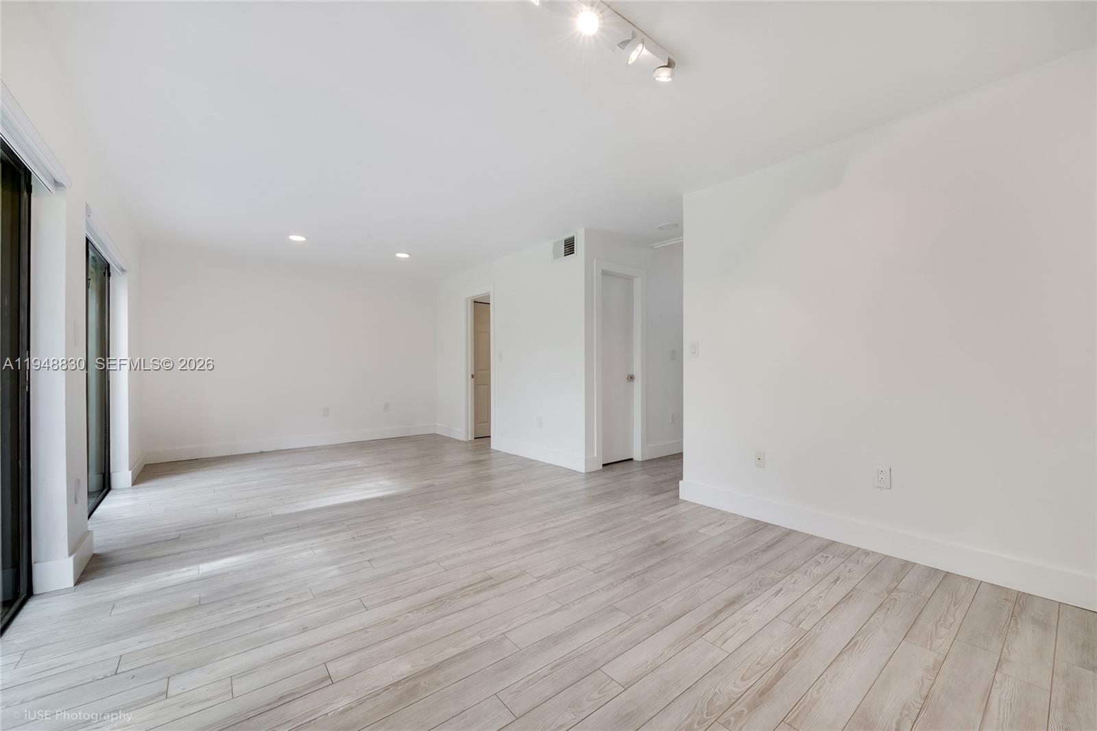 SABAL CHASE SEC 1 - Residential