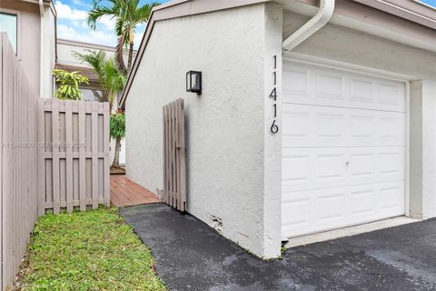 11416 SW 110th Ln Miami FL 33176