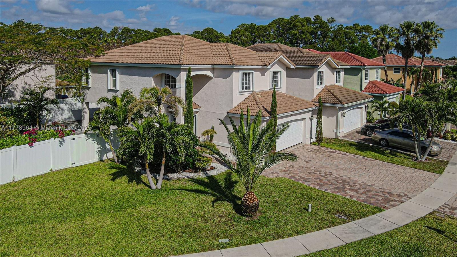 WATERWAYS TAHERI PUD - Residential