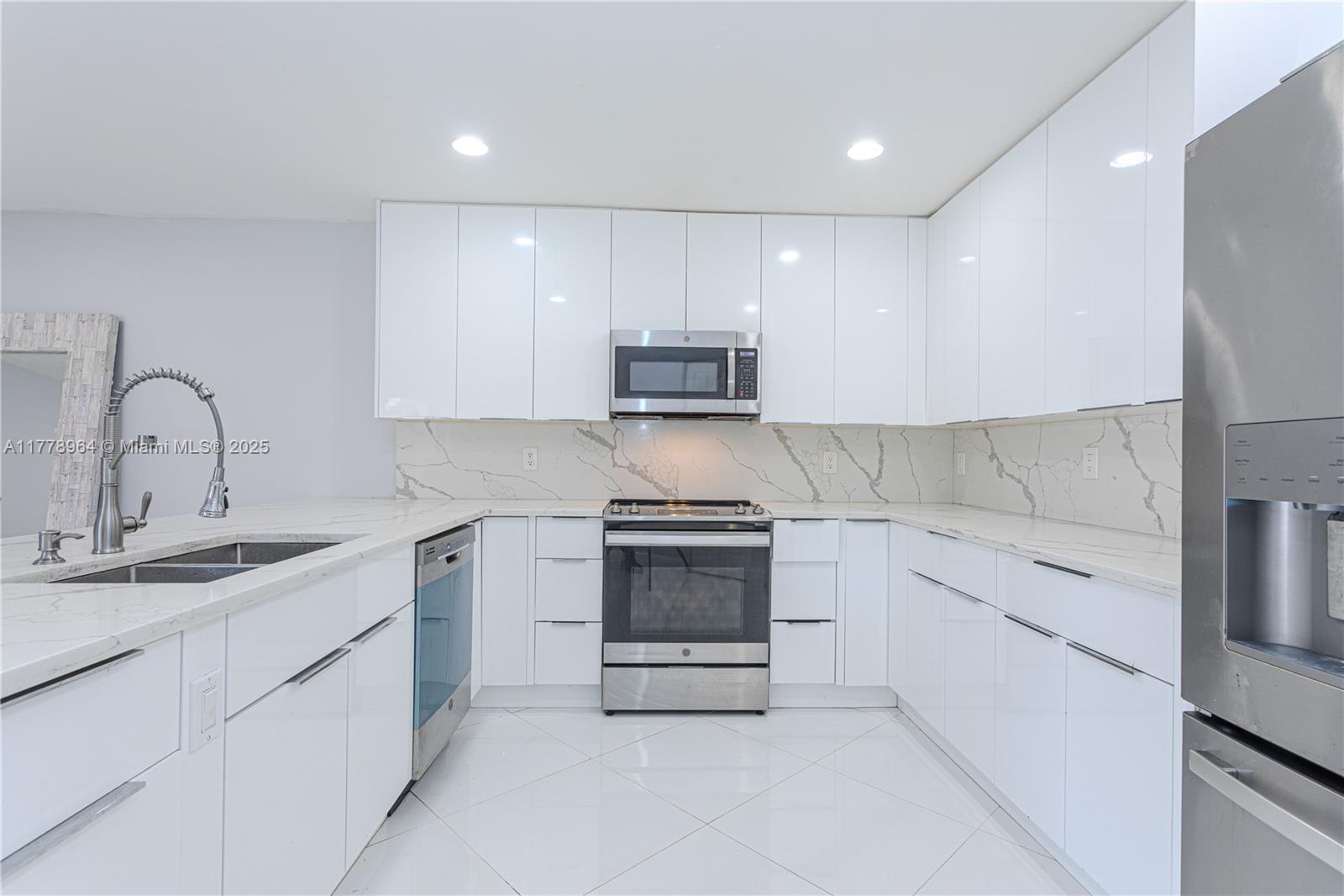 WATERWAYS TAHERI PUD - Residential