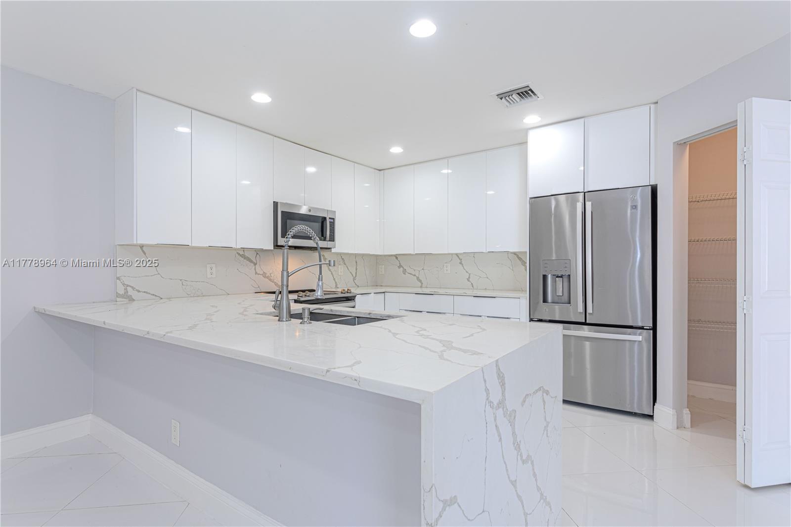 WATERWAYS TAHERI PUD - Residential