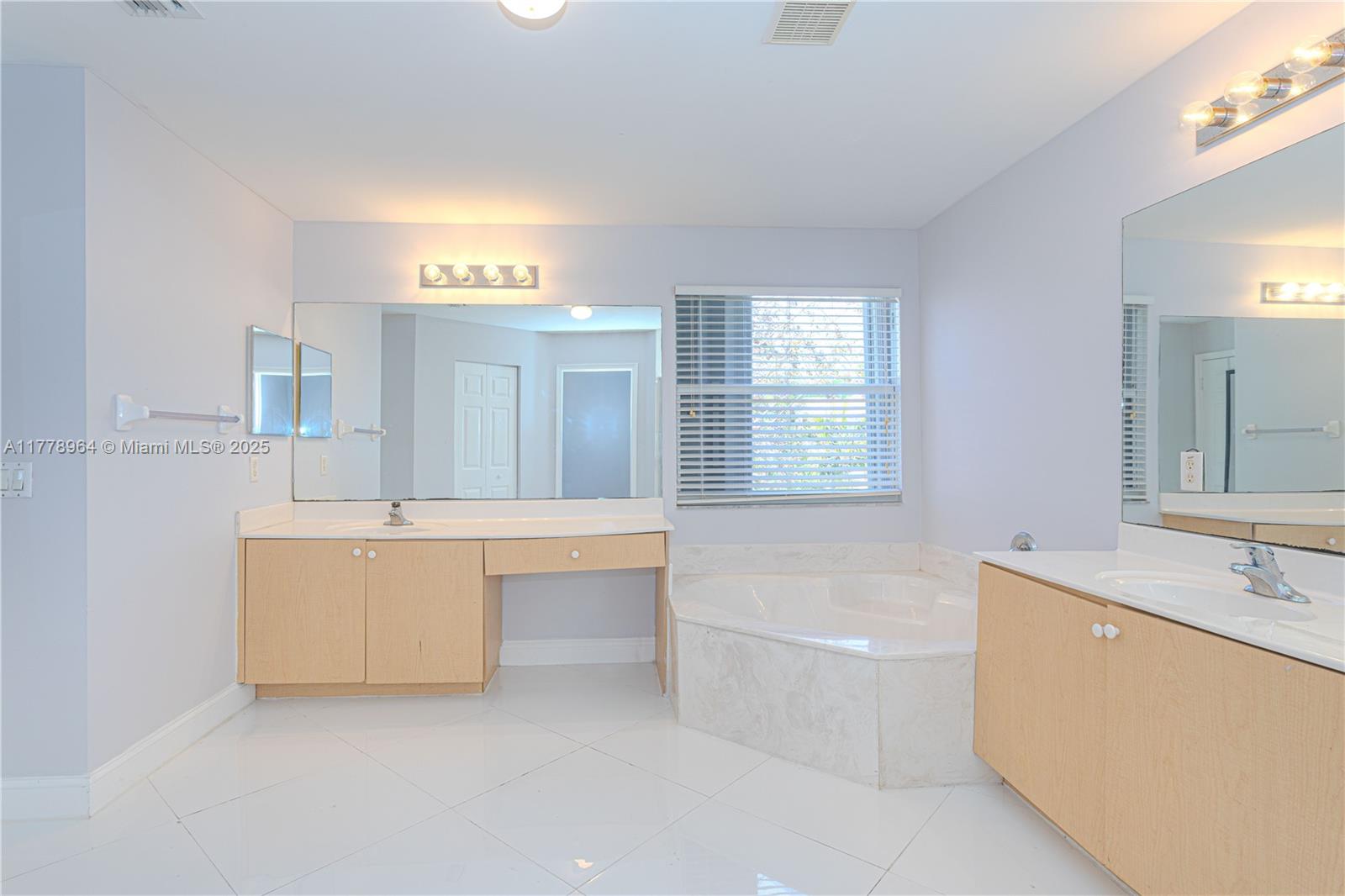 WATERWAYS TAHERI PUD - Residential