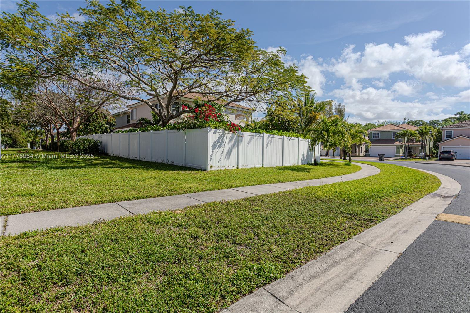 WATERWAYS TAHERI PUD - Residential