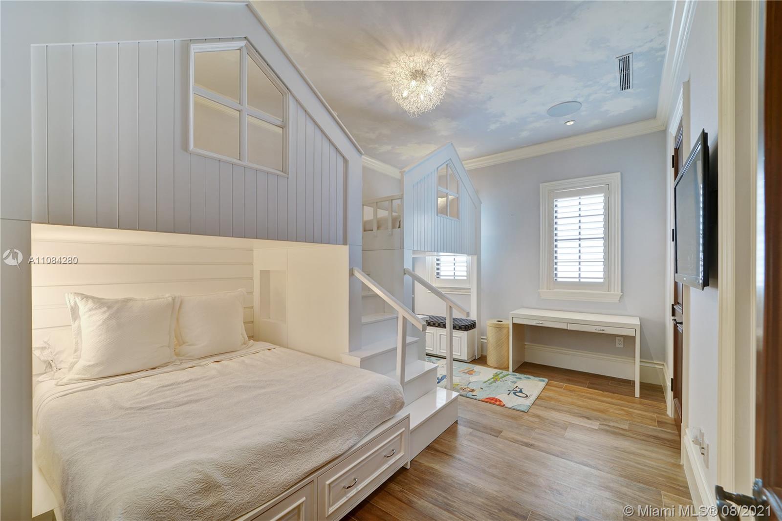 ALTOS DEL MAR NO 1 - Residential