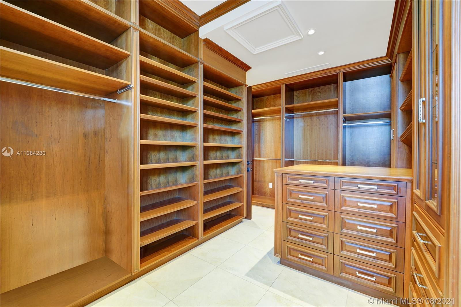 ALTOS DEL MAR NO 1 - Residential