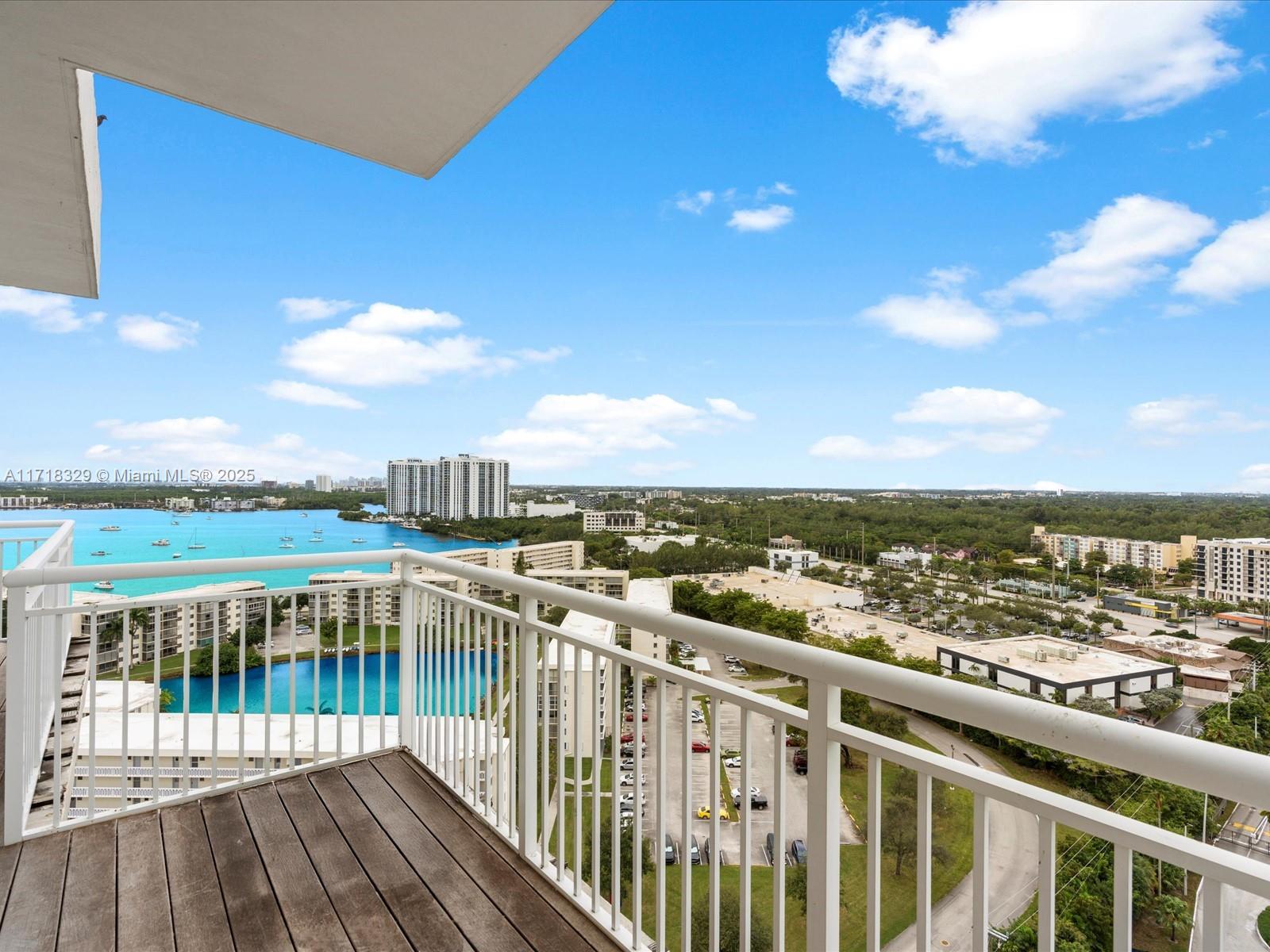DEL PRADO MARINA - Residential