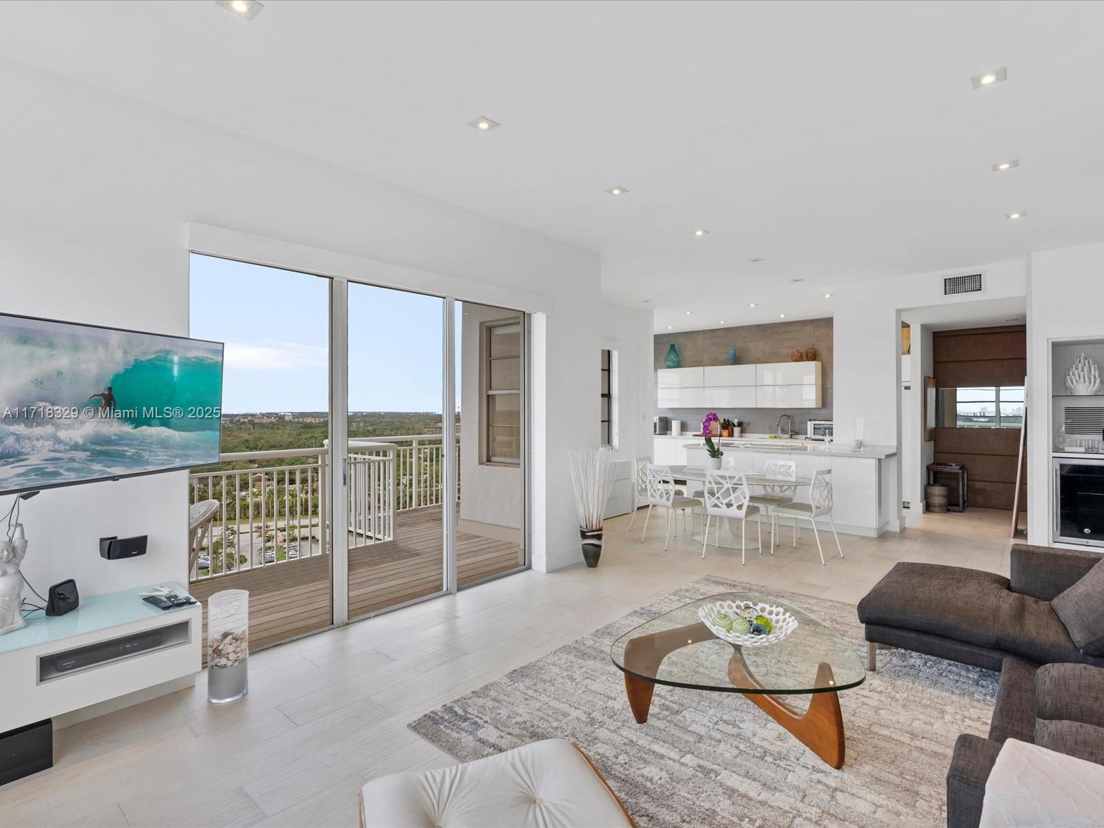 DEL PRADO MARINA - Residential