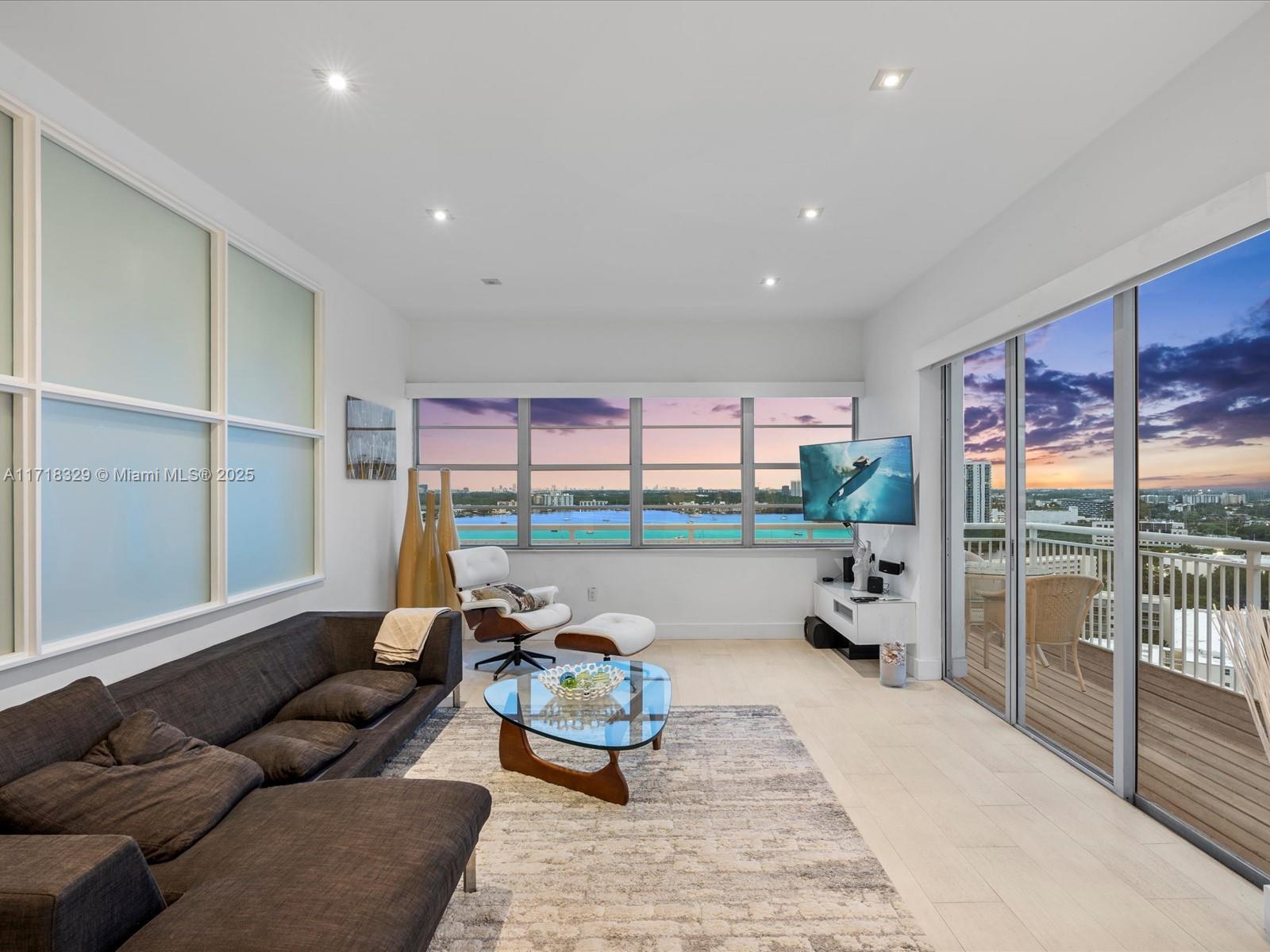 DEL PRADO MARINA - Residential