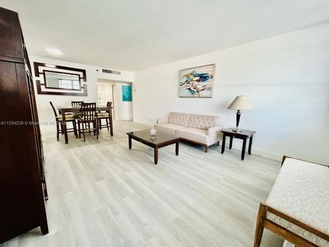 100 Lincoln Rd 535 Miami Beach FL 33139