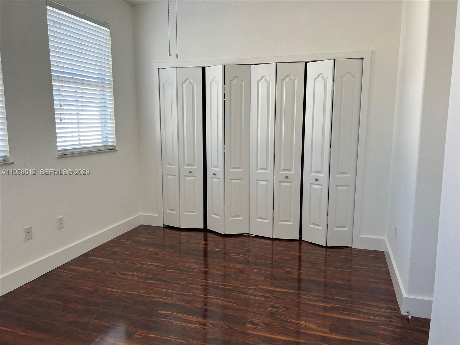 SHOMA HOMES SPLENDIDO CON - Residential