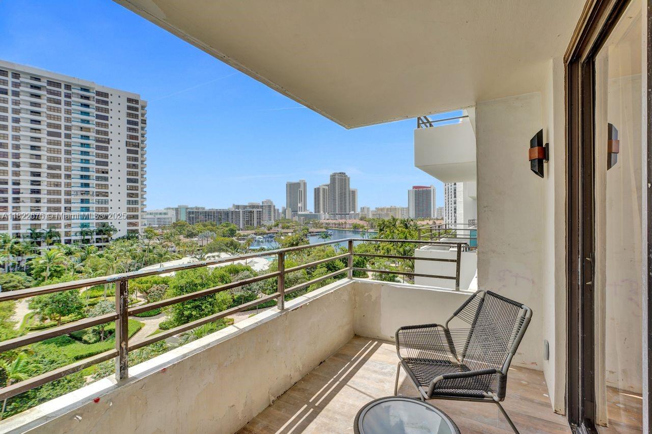 OLYMPUS CONDO PHASE - Residential