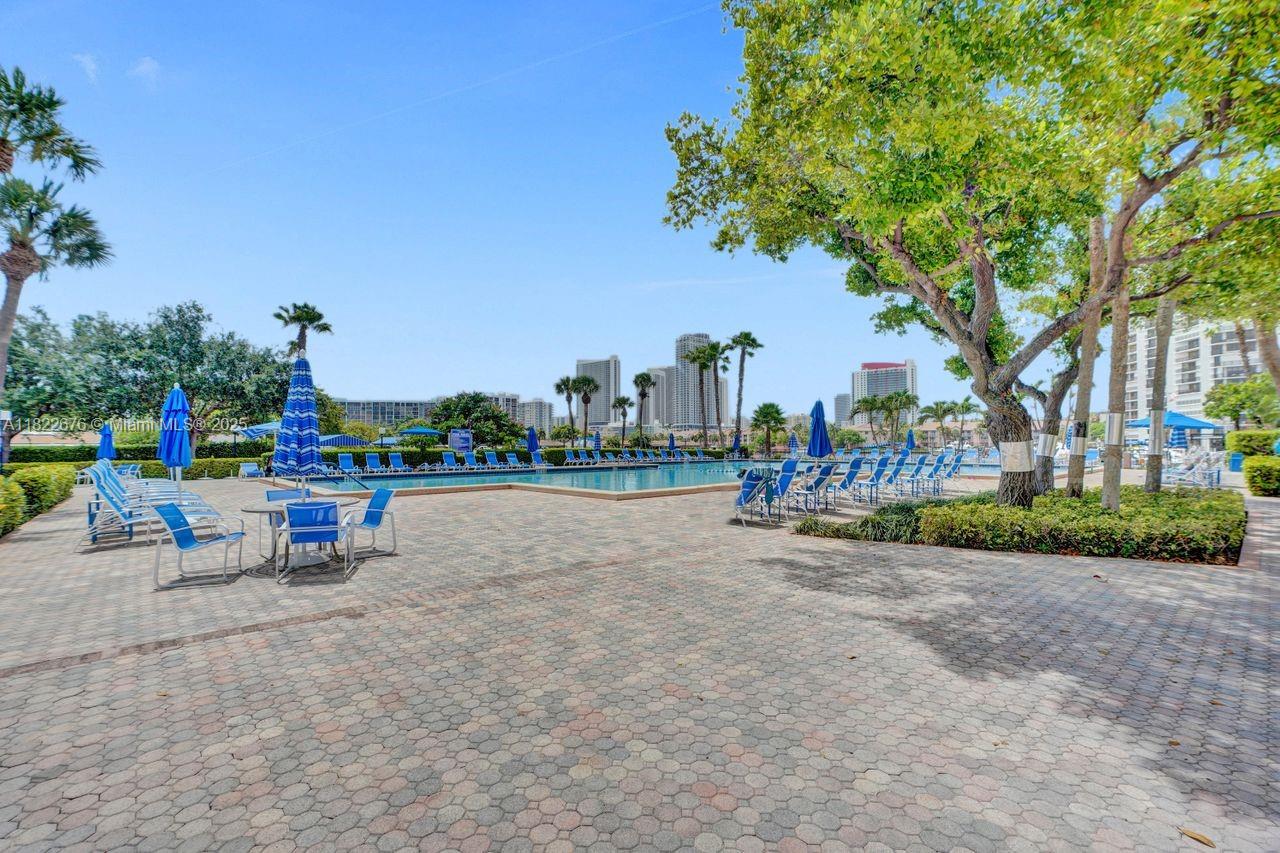 OLYMPUS CONDO PHASE - Residential