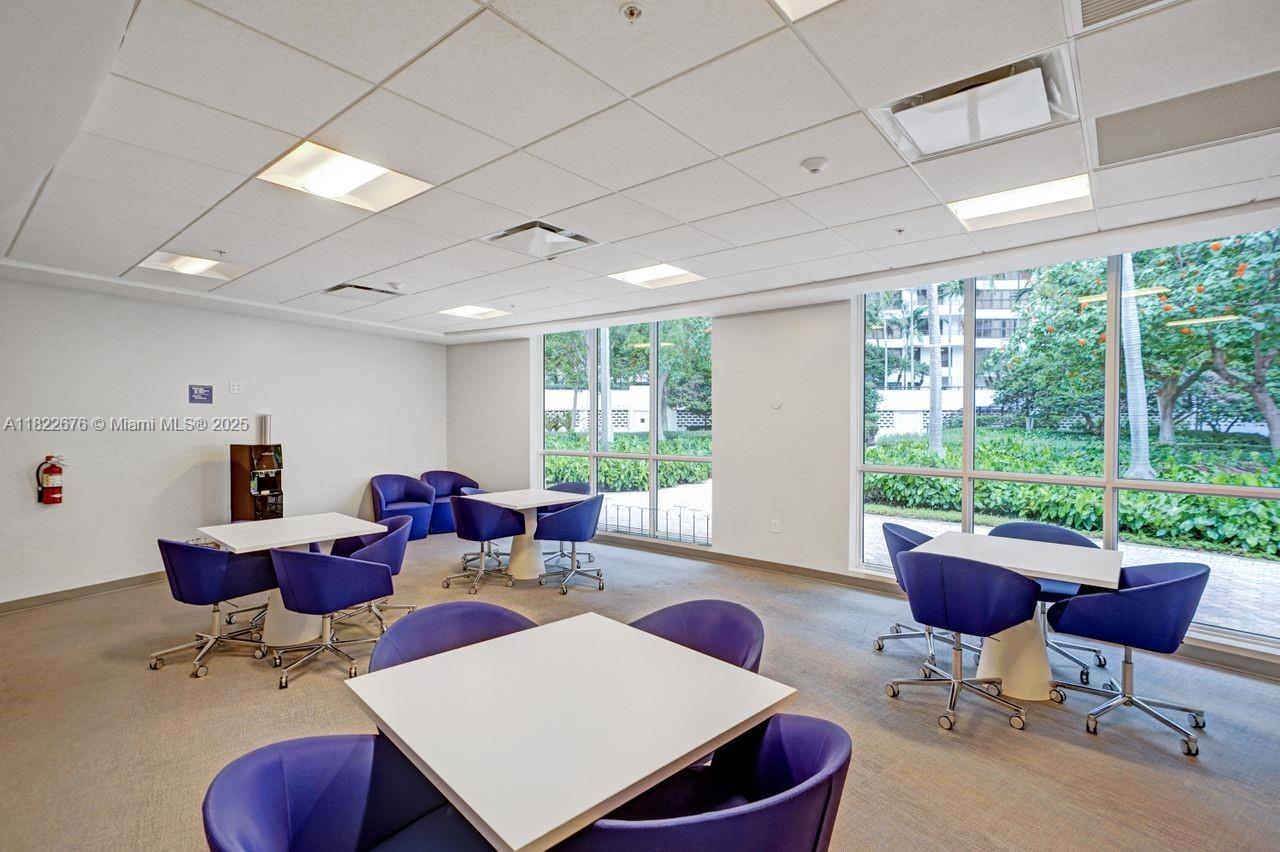 OLYMPUS CONDO PHASE - Residential