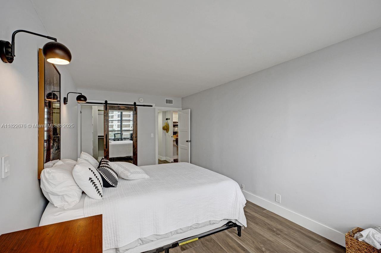 OLYMPUS CONDO PHASE - Residential