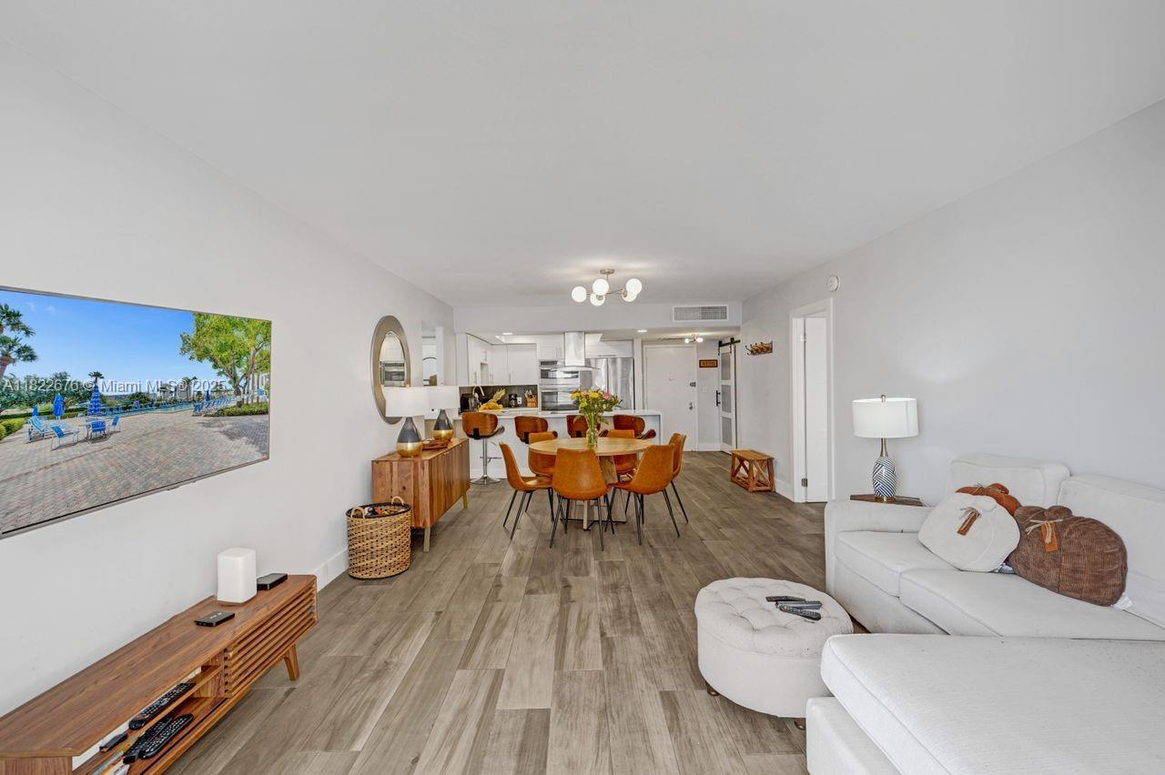 OLYMPUS CONDO PHASE - Residential