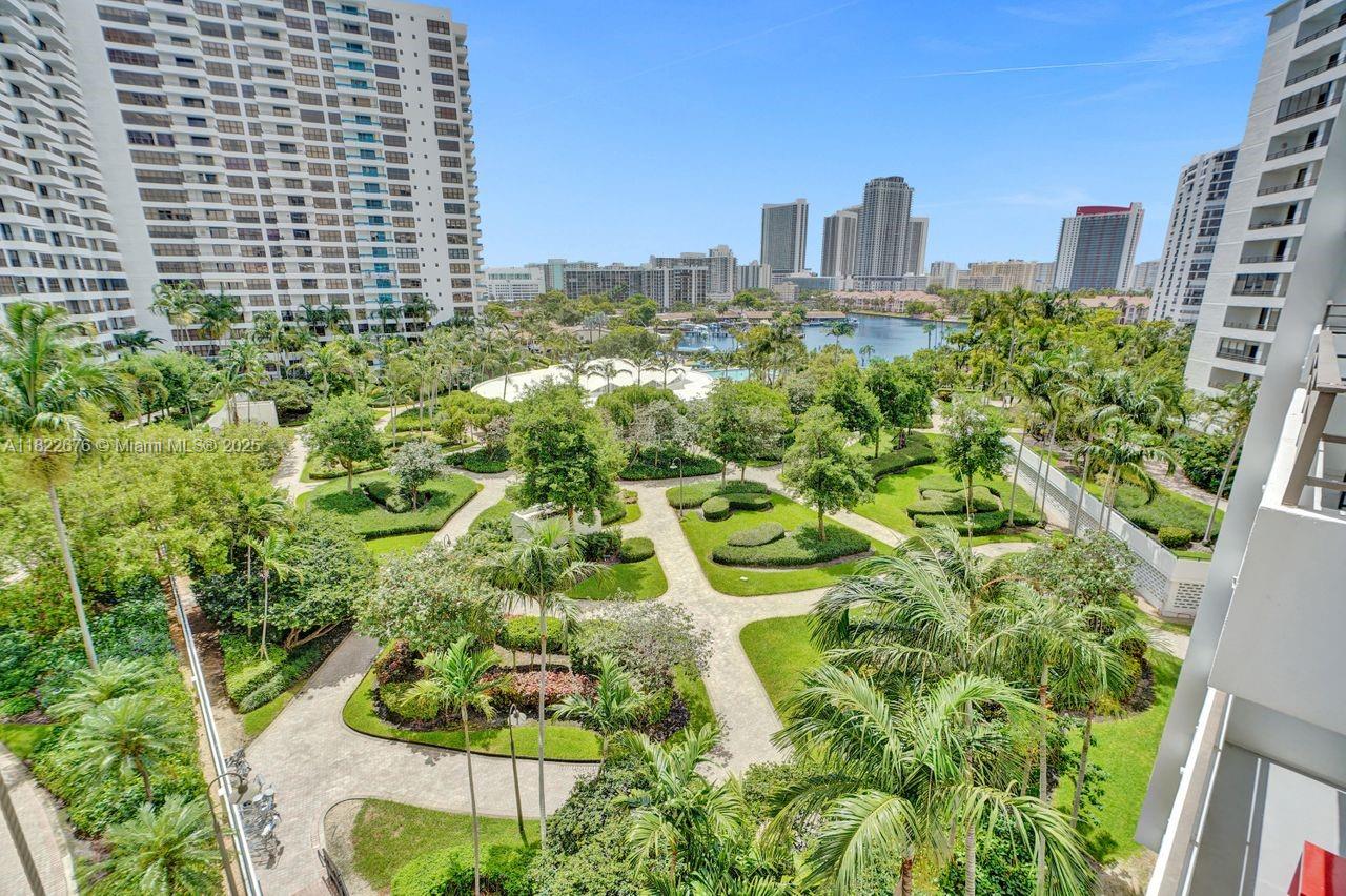 OLYMPUS CONDO PHASE - Residential