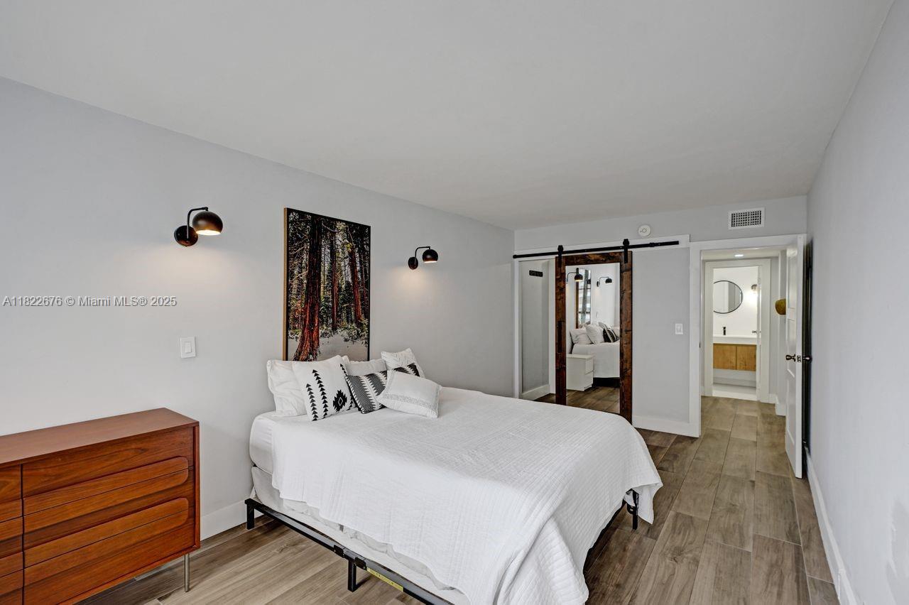 OLYMPUS CONDO PHASE - Residential