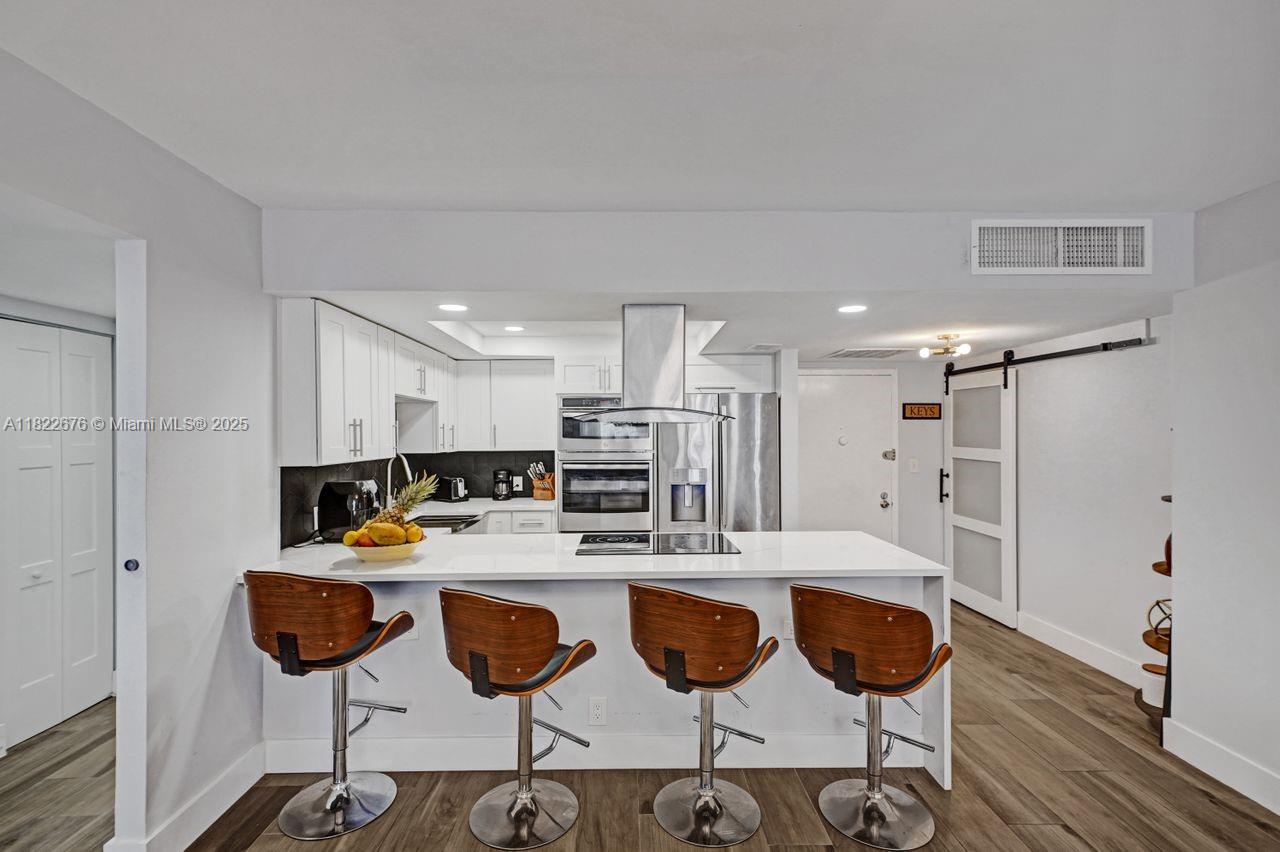 OLYMPUS CONDO PHASE - Residential